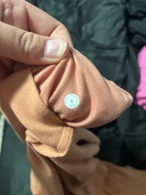 Lululemon joggers thumbnail 3