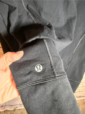 Lululemon Athletica In Stride Black Jacket‎ Womens size 8 athletic wear thumbnail 6