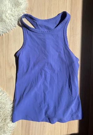 Lululemon Tank thumbnail 1