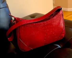 RED SHOULDER/HAND BAG—NEW BAG from Liz & Co. New without Tags. Hot Deal! thumbnail 1