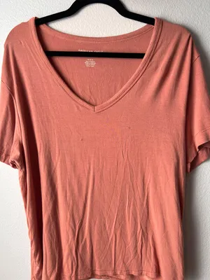 American Eagle Outfitters, T-shirt thumbnail 1