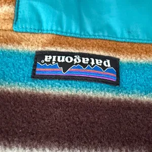 Patagonia Turquoise & Tan Geometric Snap-T Fleece Pullover thumbnail 2