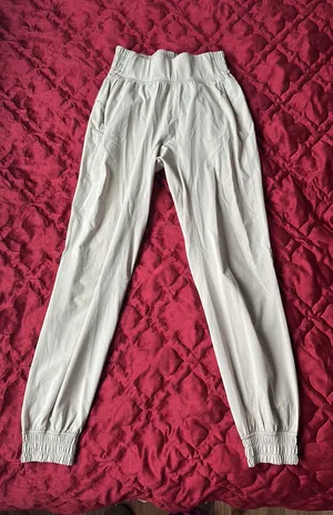 Lululemon Joggers thumbnail 1