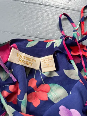 Victoria’s Secret Floral Pajama Set thumbnail 3