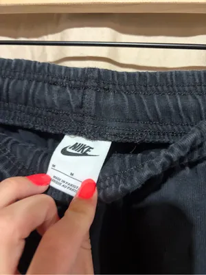 Nike joggers thumbnail 2
