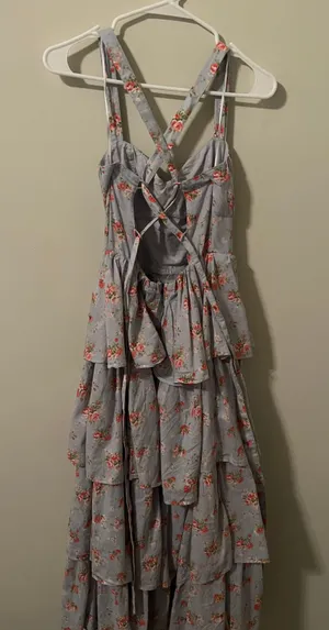 Abercrombie Tiered Maxi Dress thumbnail 3