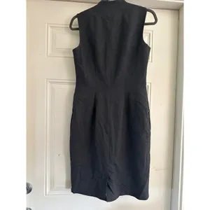 Calvin Klein Grey Mock Neck Sheath Dress - Diagonal Zip‎ Accents - Size 6 thumbnail 3