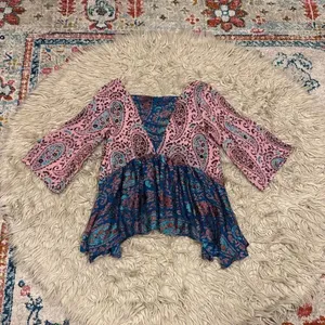 Anthropologie Floreat Valo Velvet Burnout Silk Blend Paisley blouse size small thumbnail 3