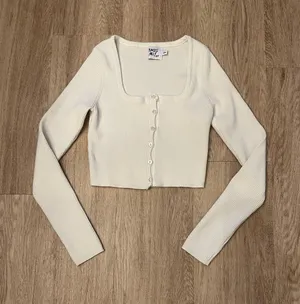 princess polly sweater  thumbnail 1