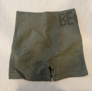 Begin athletic shorts Green thumbnail 1