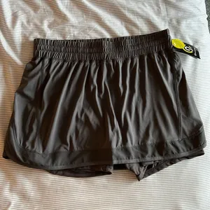 Dark gray Champion skort NWT thumbnail 1
