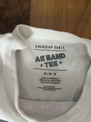 American eagle band tee shrit croped Rolling Stones M thumbnail 3