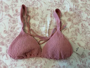 NWT Hollister smocked over-the-shoulder triangle bikini top pink size medium thumbnail 1