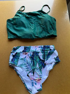 Avanova NEW Women's Two Piece High Waist Swim Suit Size Small #260199 thumbnail 1