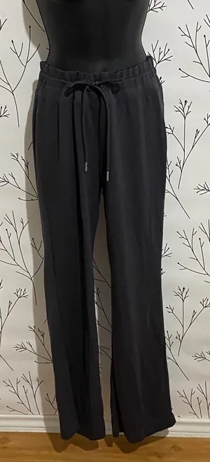 Elegant Black Drawstring Joggers Size undefined thumbnail 1
