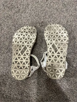 Teva White Women’s Sandals thumbnail 5