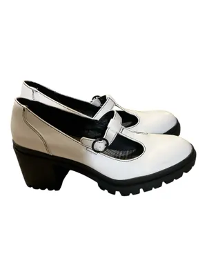 Jellypop Jam White T-Strap Mary Jane Chunky Lug Sole Heels Size 8M NWOBn NB thumbnail 2