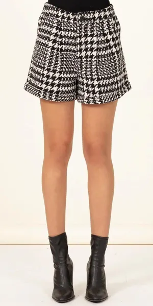 Houndstooth Textured  Shorts thumbnail 1