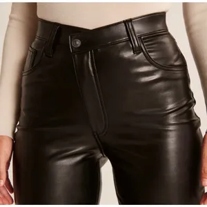 Abercrombie Curve Love 90s Straight Ultra High Rise Vegan Leather Pants 6S‎ thumbnail 4