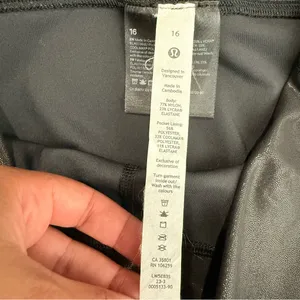 Lululemon Wunder Train High-Rise Tight 25" Foil Radiate Foil Print Black Size 16 thumbnail 6