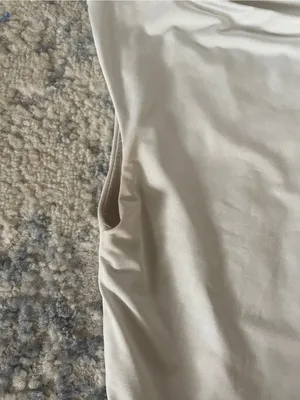 Everyday Sleeveless Tank Top - White thumbnail 3
