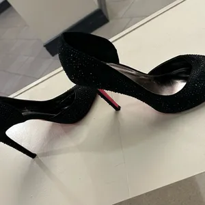 Heels Chic Black and Pink Embellished Heels-charlotte russe/no flaws-clean! 9 thumbnail 3