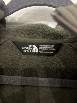 Women’s The North Face Jacket thumbnail 2