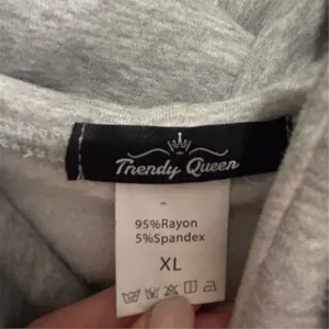 Trendy Queen Women's XL Gray Cropped Fleece Lined Half‎ Zip Hoodie thumbnail 8