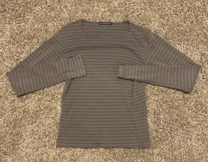 Brandy Melville Long Sleeve thumbnail 2