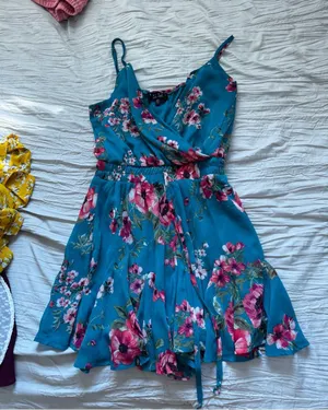Trixxi Teal Floral Mini Dress thumbnail 1