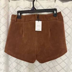 NWT Pretty Little Thing Clay Faux Suede Mid Rise Shorts thumbnail 7