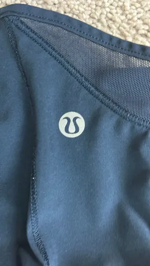Lululemon Hotty Hot 2.5" thumbnail 2