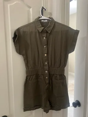 Green Romper Size Small thumbnail 3