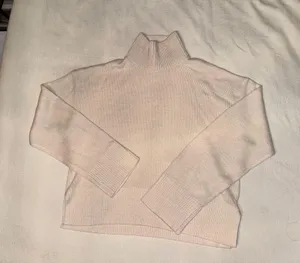 H&M Sweater thumbnail 1