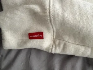 Supreme Hoodie thumbnail 2