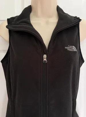 The North Face TKA 100 Fleece Vest Womens Small Black Full Zip Gorpcore thumbnail 1