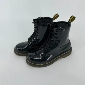 Dr. Martens 1460 W Black Patent Leather Ankle Boots Women's US 7 UK 5‎ EU 38 thumbnail 2