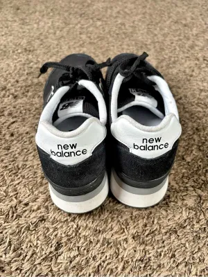 New Balance 515 Platform Sneaker - Women's size 9.5W thumbnail 3