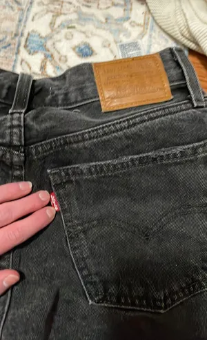 Levi’s Straight-Leg Jeans thumbnail 4