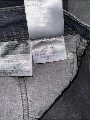 Levis Premium 501 Skinny Jeans Distressed Black Denim Button Fly High Rise 24x28 thumbnail 11