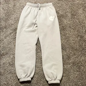 Princess Polly Women’s Track‎ Pants Bubble Text Grey & Cloud White Size 4 thumbnail 2