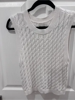 Abercrombie & Fitch White Cable Knit Sleeveless Sweater Vest size Medium thumbnail 7