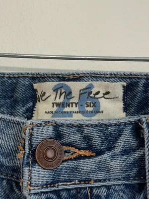 Free People Baggy Tomboy Shorts Size 26 thumbnail 3