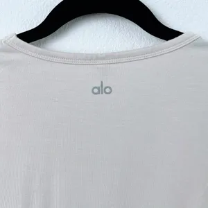 Alo Yoga Twist Front Tank Top thumbnail 5
