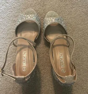 sparkly heels Size 6 thumbnail 1