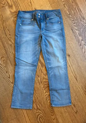 American Eagle Outfitters Capri Jeans thumbnail 1