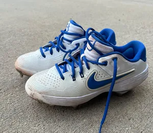 Nike Softball Cleats thumbnail 1