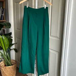 Zara Hunter Green Straight Leg Trousers Size XS thumbnail 2