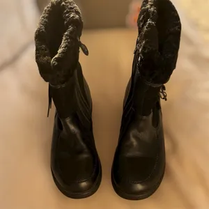 HOOPOE Fur Leather Winter Boots Size 7 Black thumbnail 5