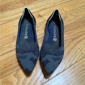 Rothy's The Point Black Camouflage Women's Flats thumbnail 2